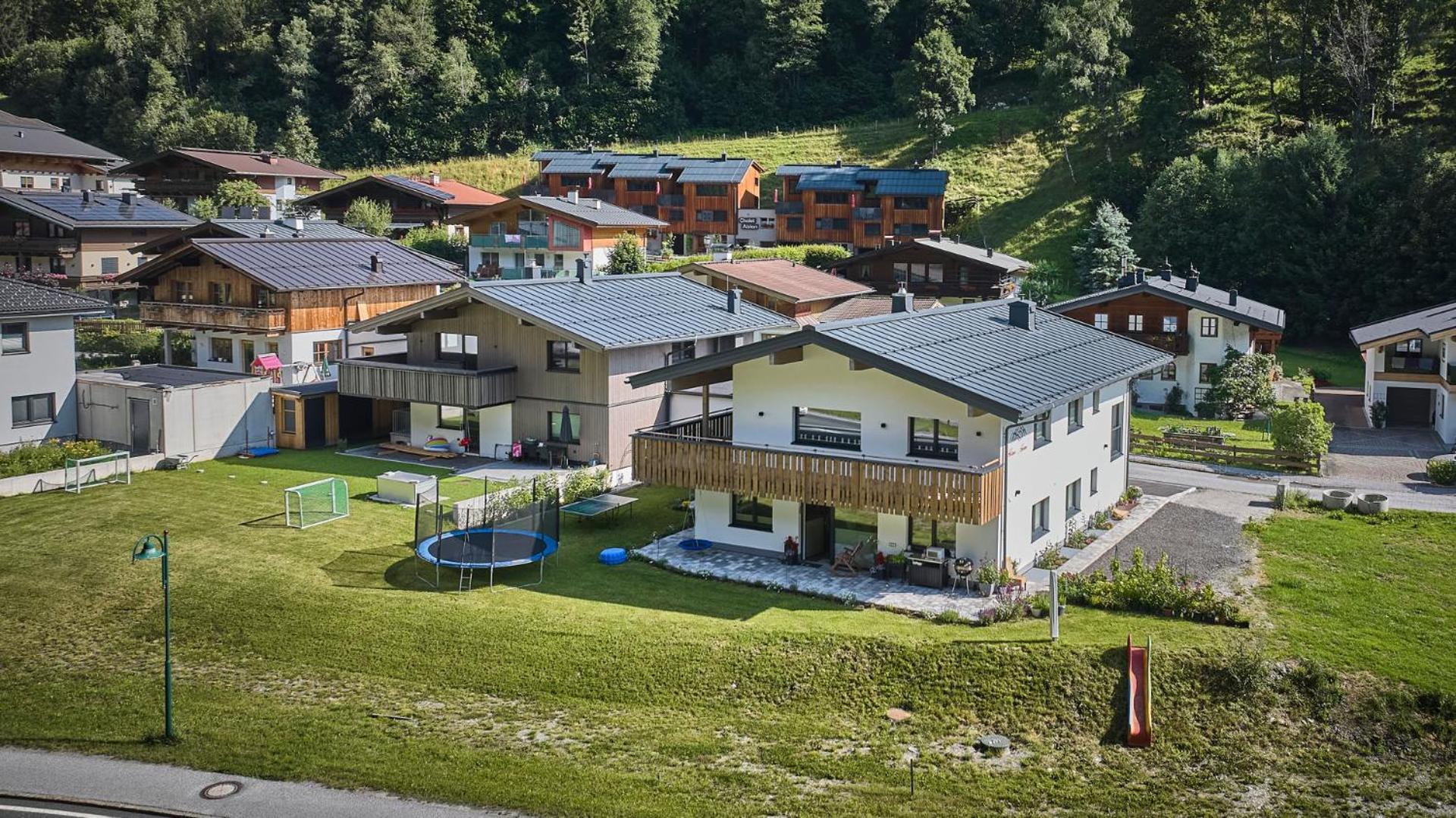 Haus Joan - Apartments Saalbach-Hinterglemm Eksteriør billede